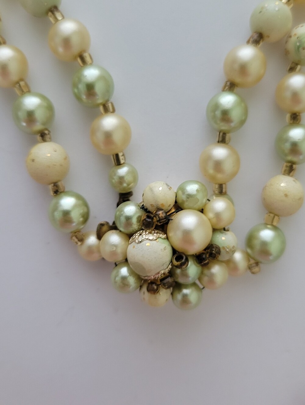 Vintage Signed Japan Green Yellow Pearls Two Strand Necklace 20" Feminine - Picture 5 of 13